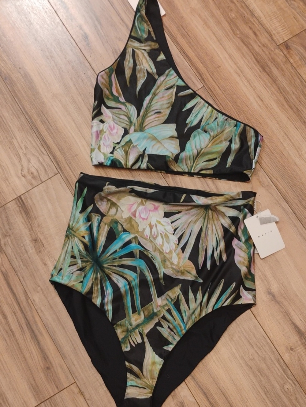 One-Shoulder High-Waist Tropical Bikini Set - Black with Green Leaf Print